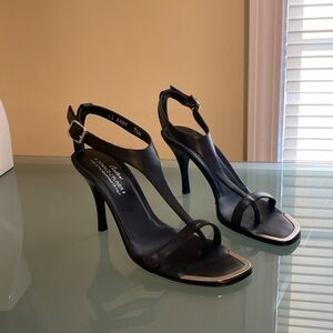 Donald J Pliner Sandals Made in Italy Black Leather Heels MSRP $268 Size 7.5 N